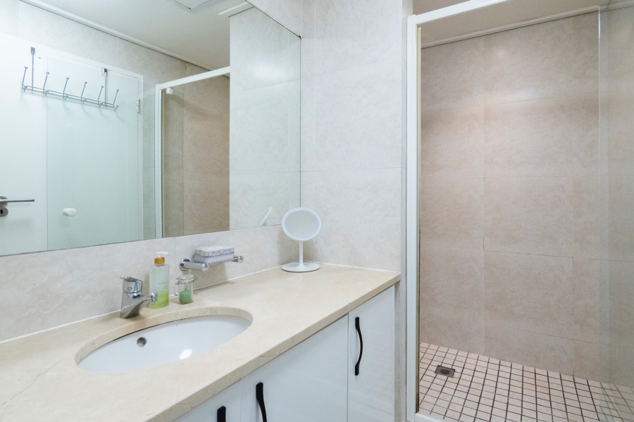 1 Bedroom Property for Sale in De Waterkant Western Cape
